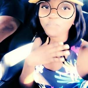 Meet your Posher, Nelly